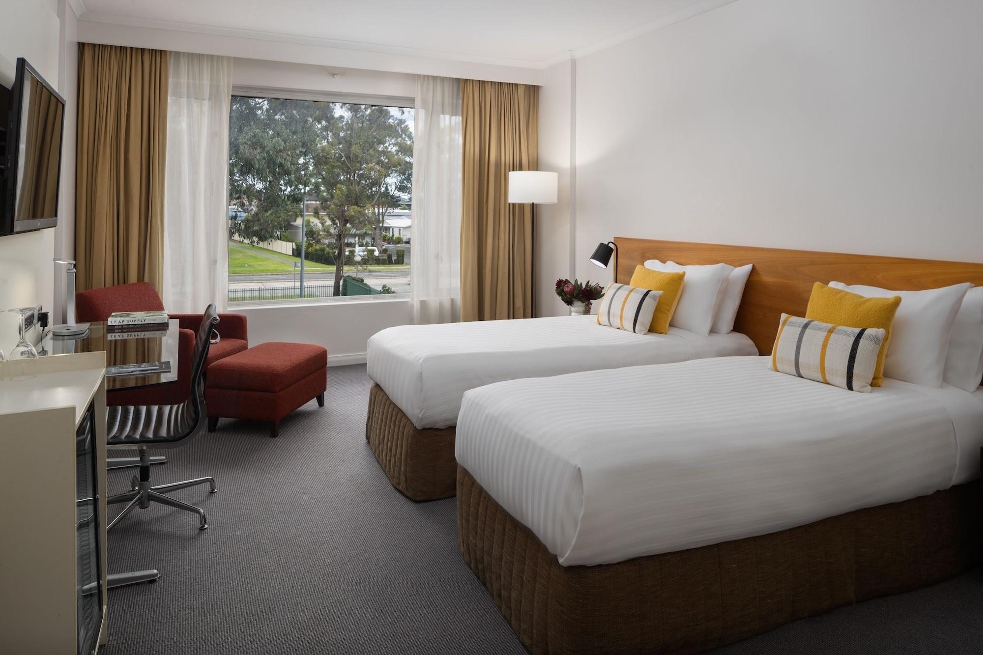 Отель Rydges Банкстаун Экстерьер фото