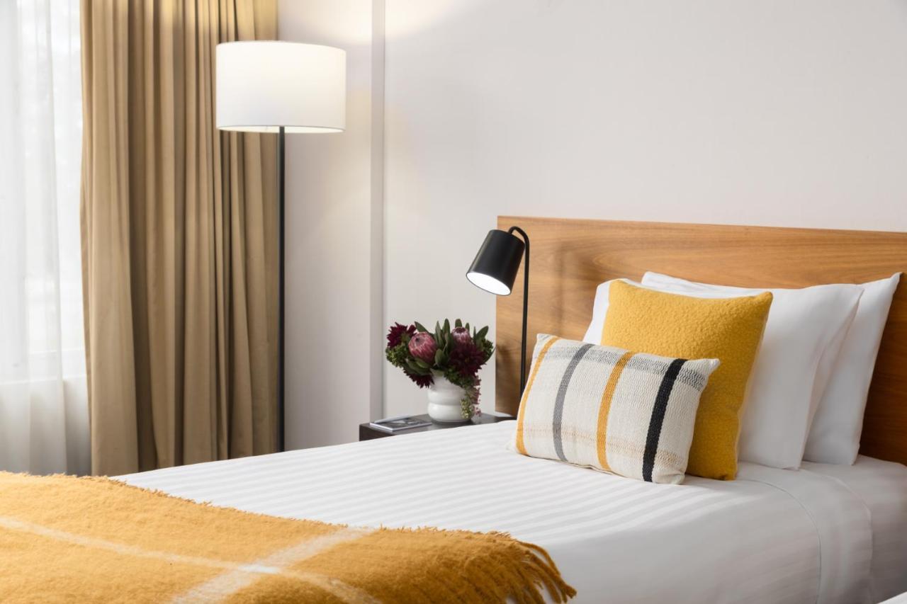 Отель Rydges Банкстаун Экстерьер фото
