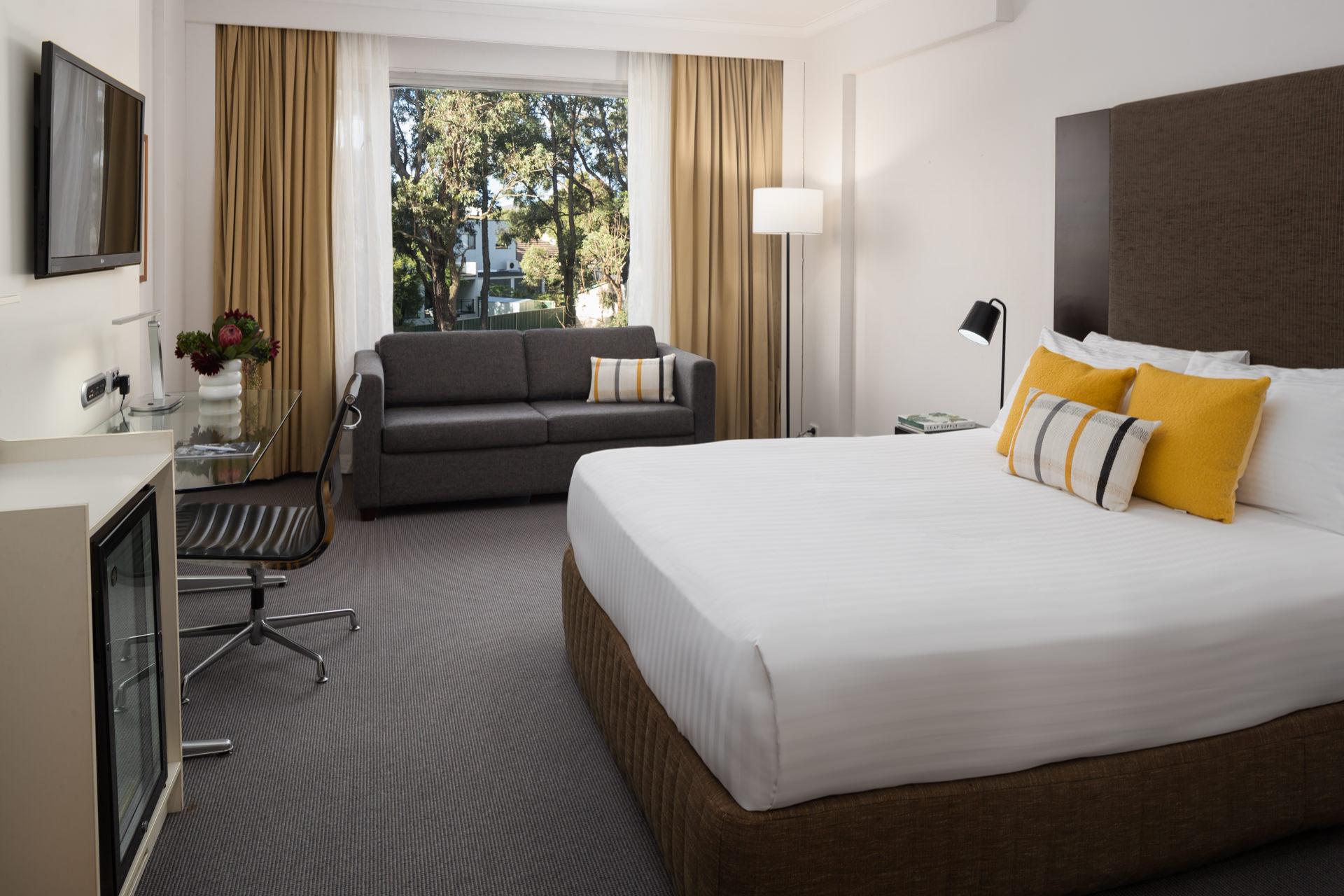 Отель Rydges Банкстаун Экстерьер фото