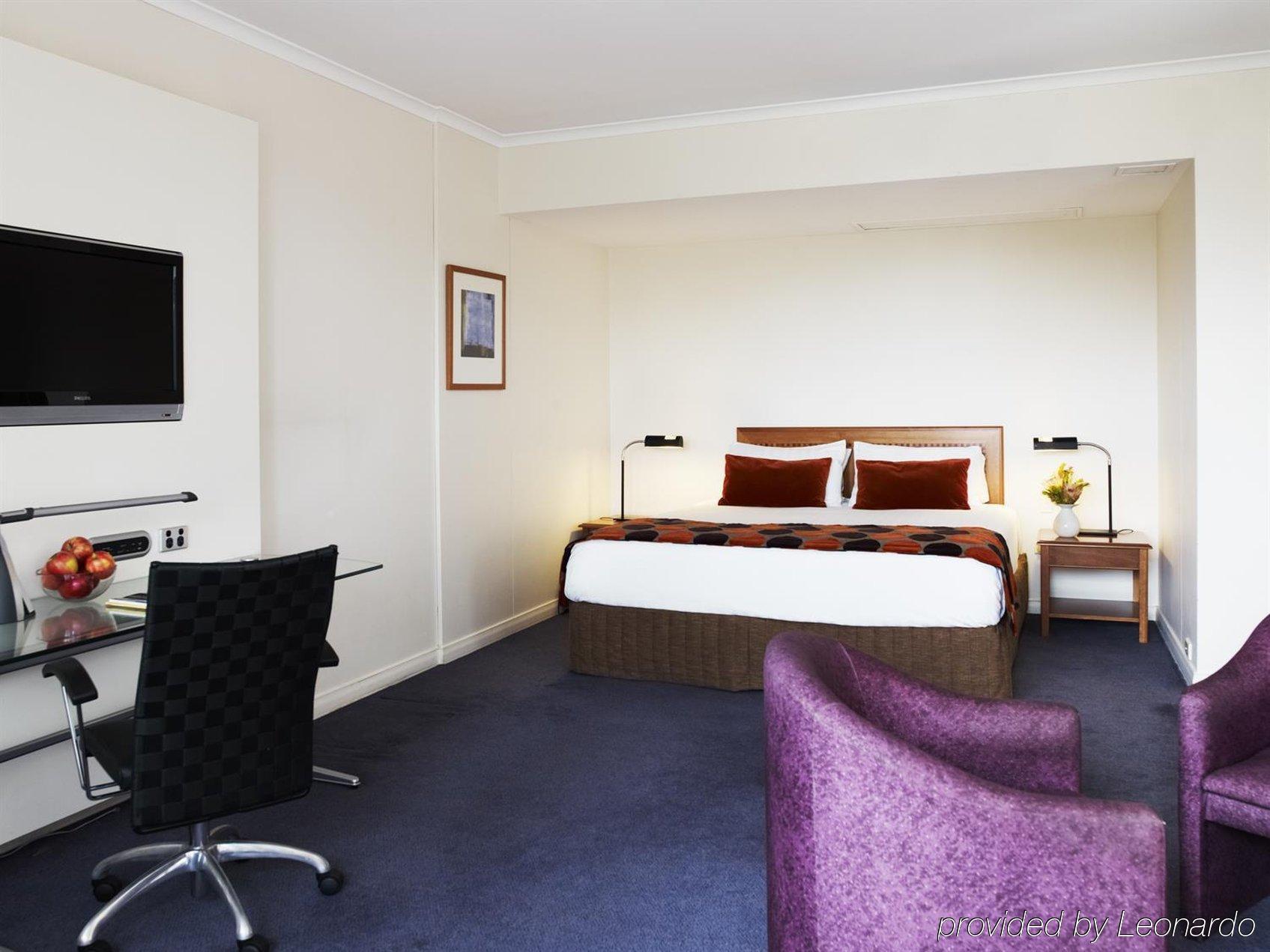 Отель Rydges Банкстаун Экстерьер фото